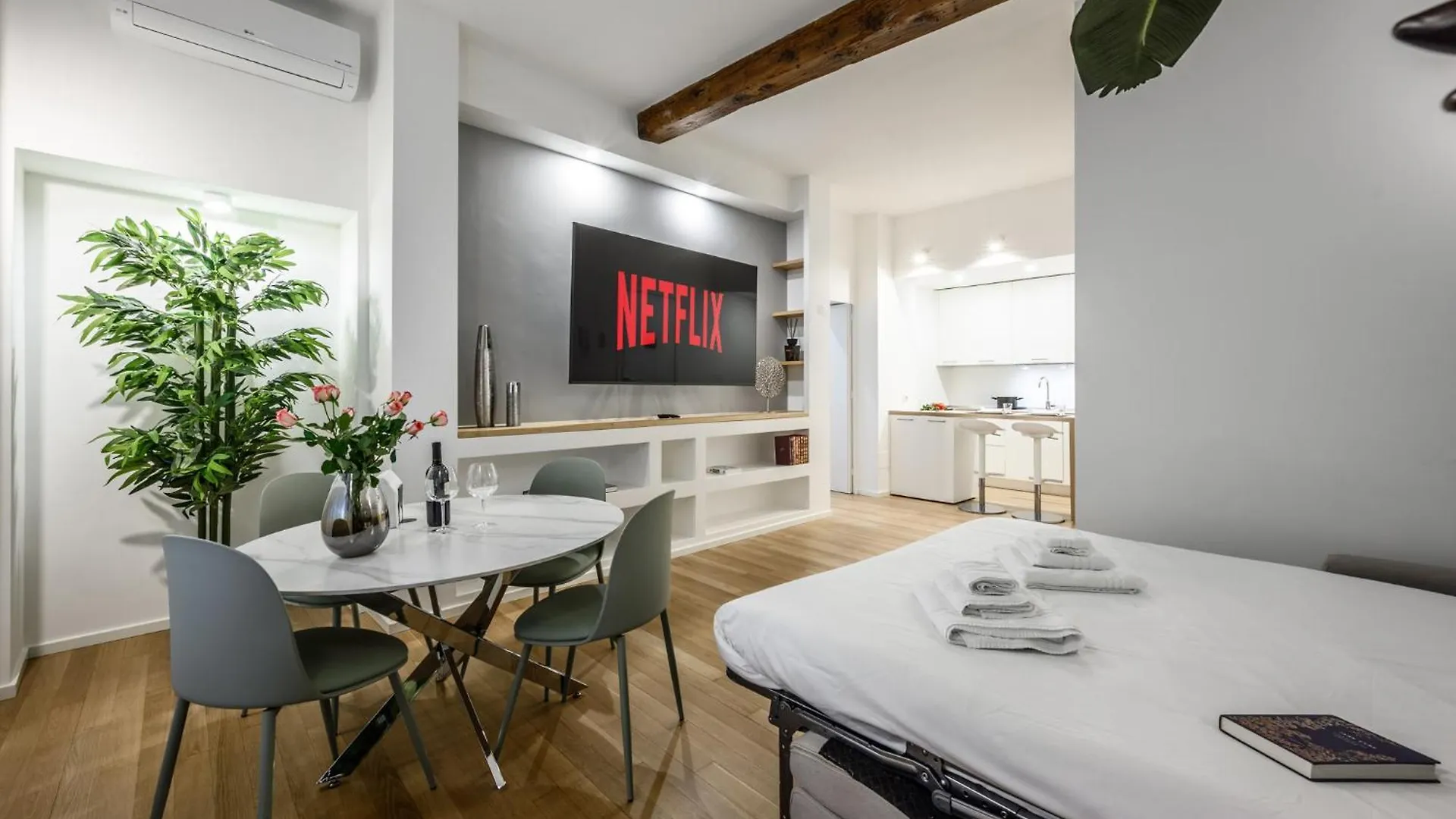 Stylish Loft & Luxury Studio In Duomo Brera Milano Daire