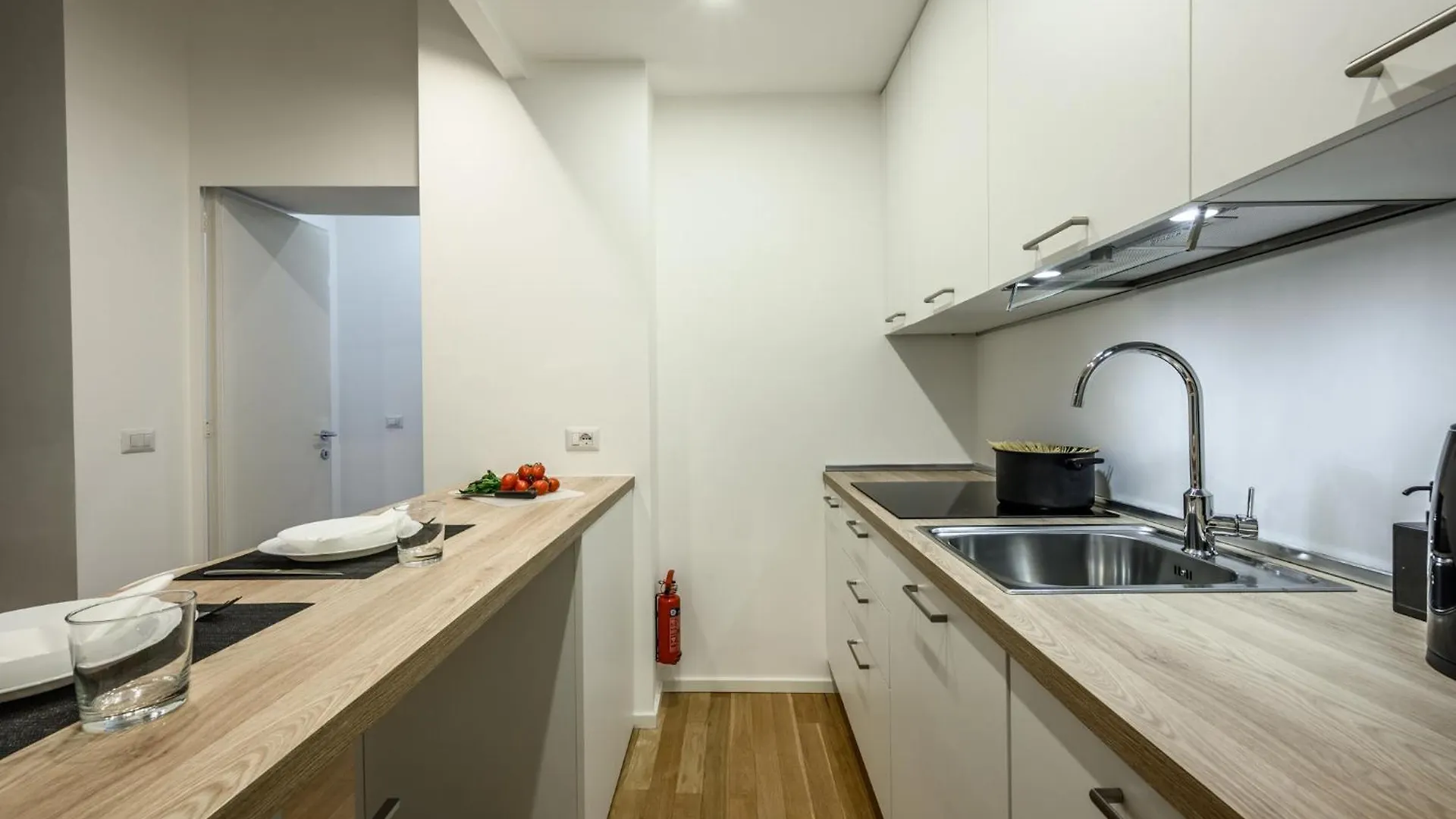 Daire Stylish Loft & Luxury Studio In Duomo Brera Milano